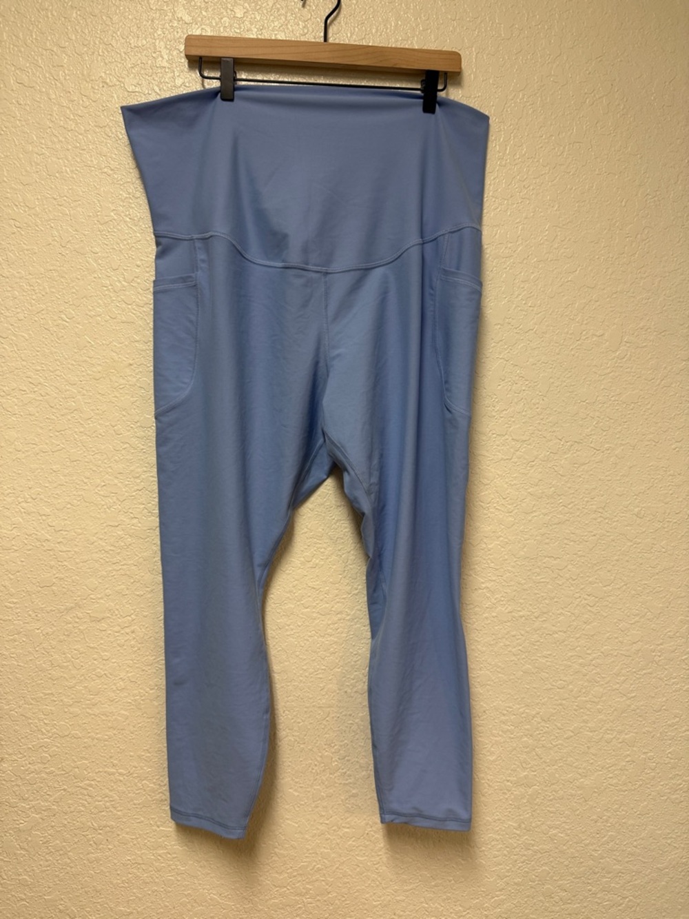 OLD NAVY Active Extra High-Rise Light Blue Powersoft Go-Dry Leggings Size XXL